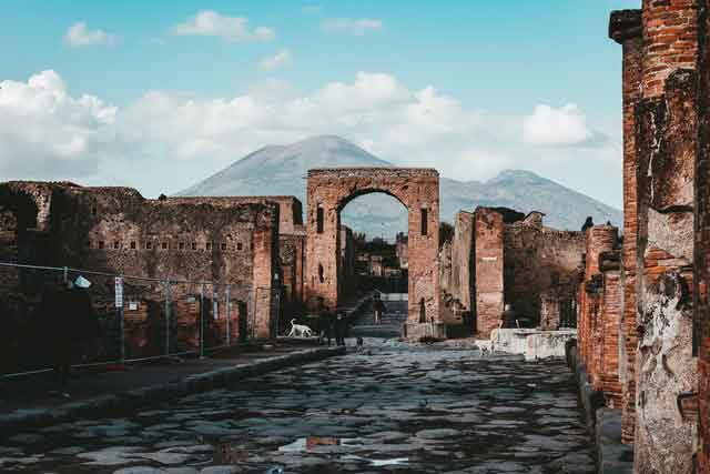 Pompeii Archaeological Park travelling in italy best places to visit you cant miss 