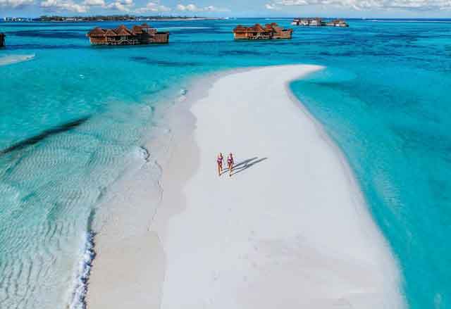 Beach walk Maldives beach maldives presents a loyalty program focused on tourism promotion vdiscovery arvinovoyage